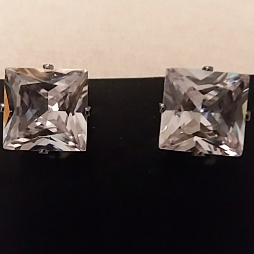 Stunning Studs